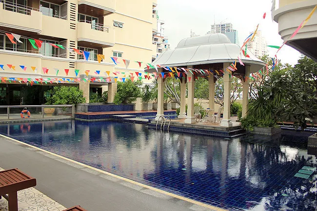 piyathipplace-pool