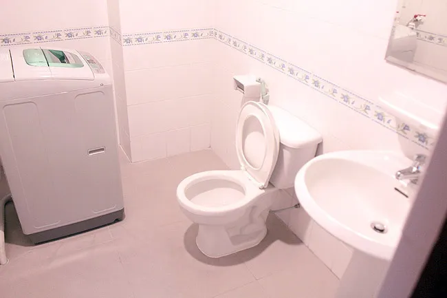 promsakmansion-bathroom