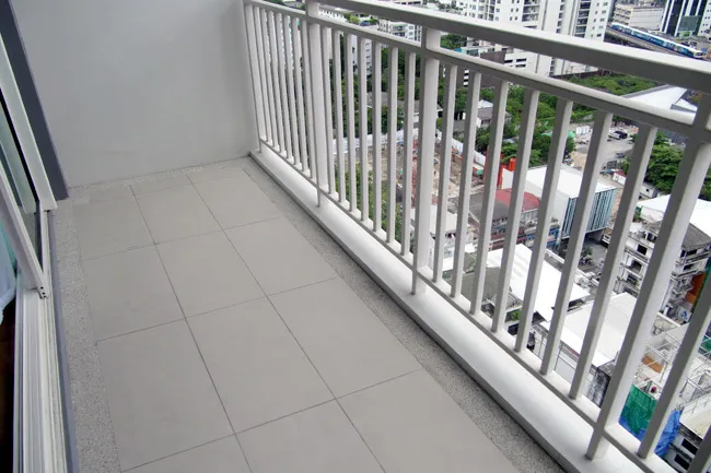 39bysansiri-balcony