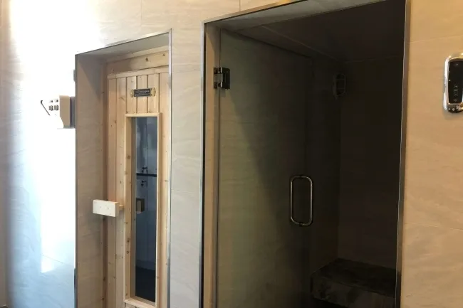 siameseexclusive31-sauna