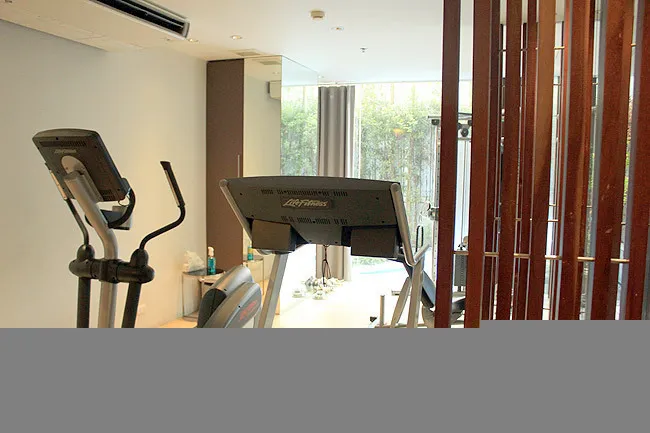 promphan53exclusiveresidences-gym